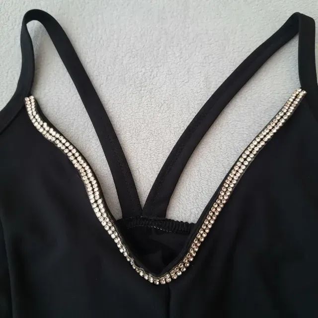 Blusa cropped preta com brilhos - Foto 3