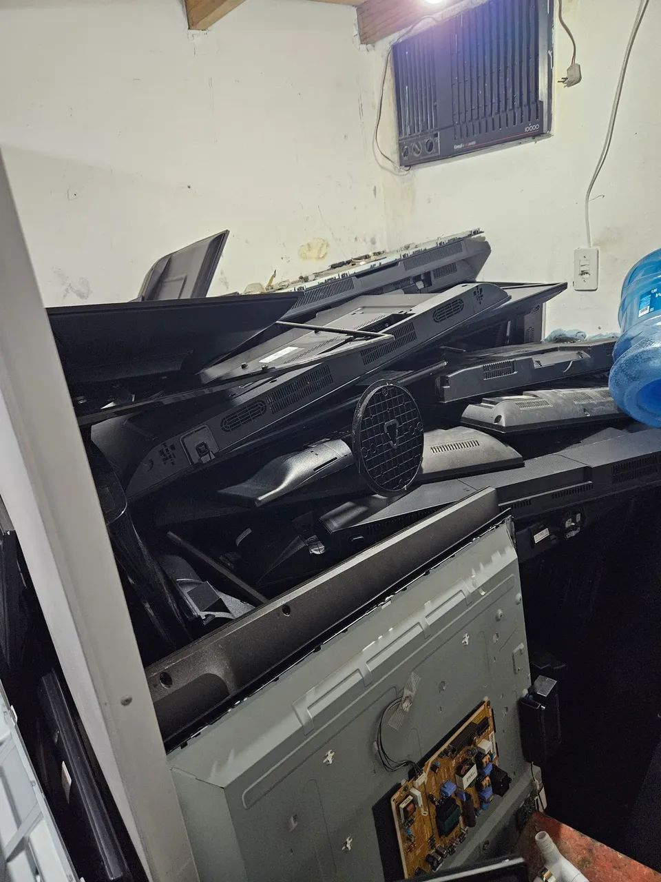 Lote de TVs LCD - Ótimo para revenda! - Foto 2