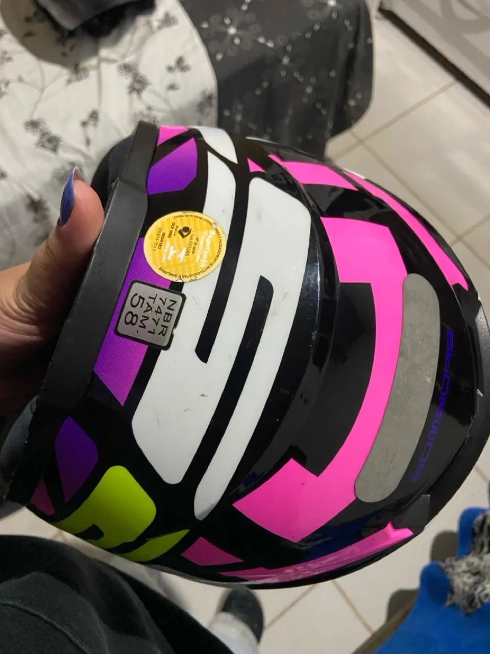 Capacete Ls2 star e tribal tamanho 58 - Foto 3