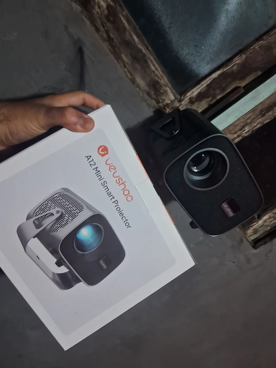 Projetor Veushoo A12 Mini Smart
