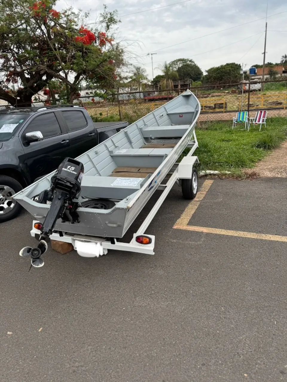 Barco Levfort Squalus 600 Cast + Motor Mercury 15 + Carretinha + Tralha de pesca completa - Foto 3