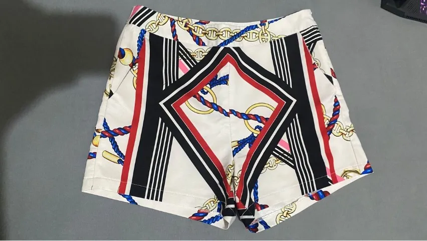 Short estampado