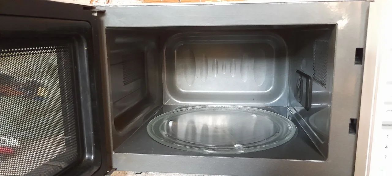 Micro-ondas LG em perfeito estado - Foto 5