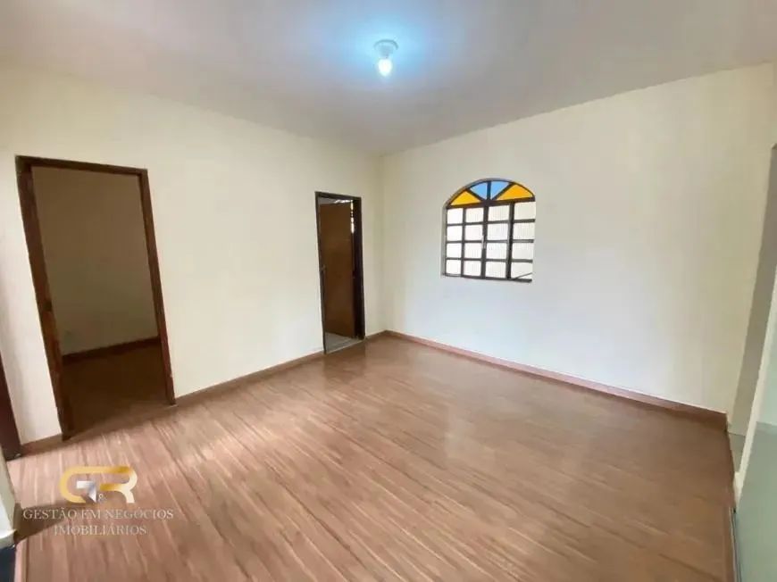 Casa para Locação em Belo Horizonte, Palmeiras, 3 dormitórios, 1 suíte, 1 banheiro, 2 vaga - Foto 4