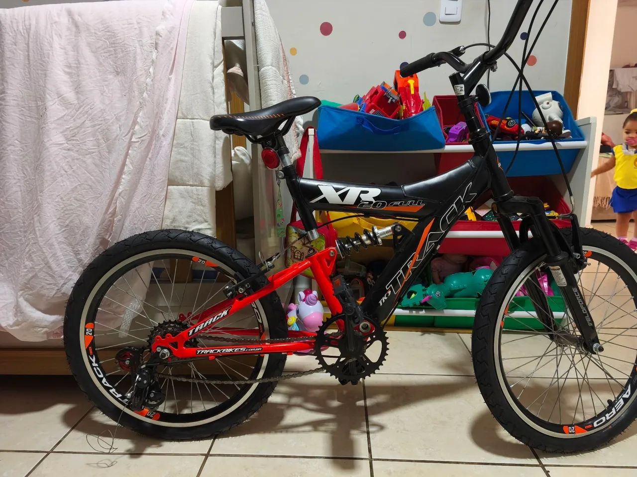 Vendo bicicleta infanto juvenil  - Foto 3