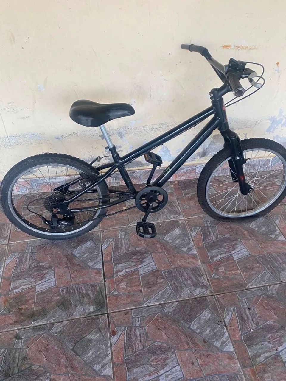 Bicicleta com marcha aro 20 - Foto 3