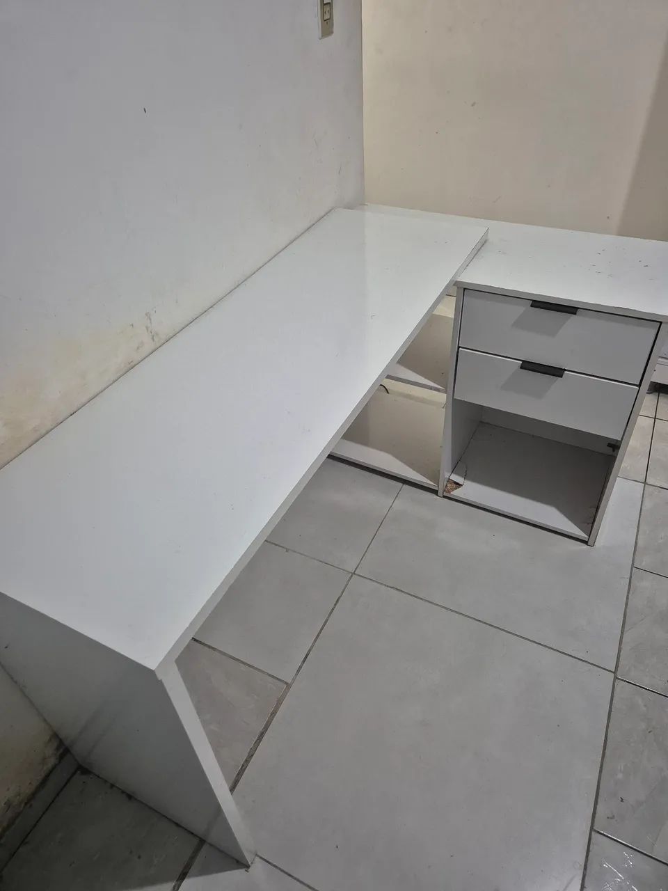 Mesa Escrivaninha de Canto Branca