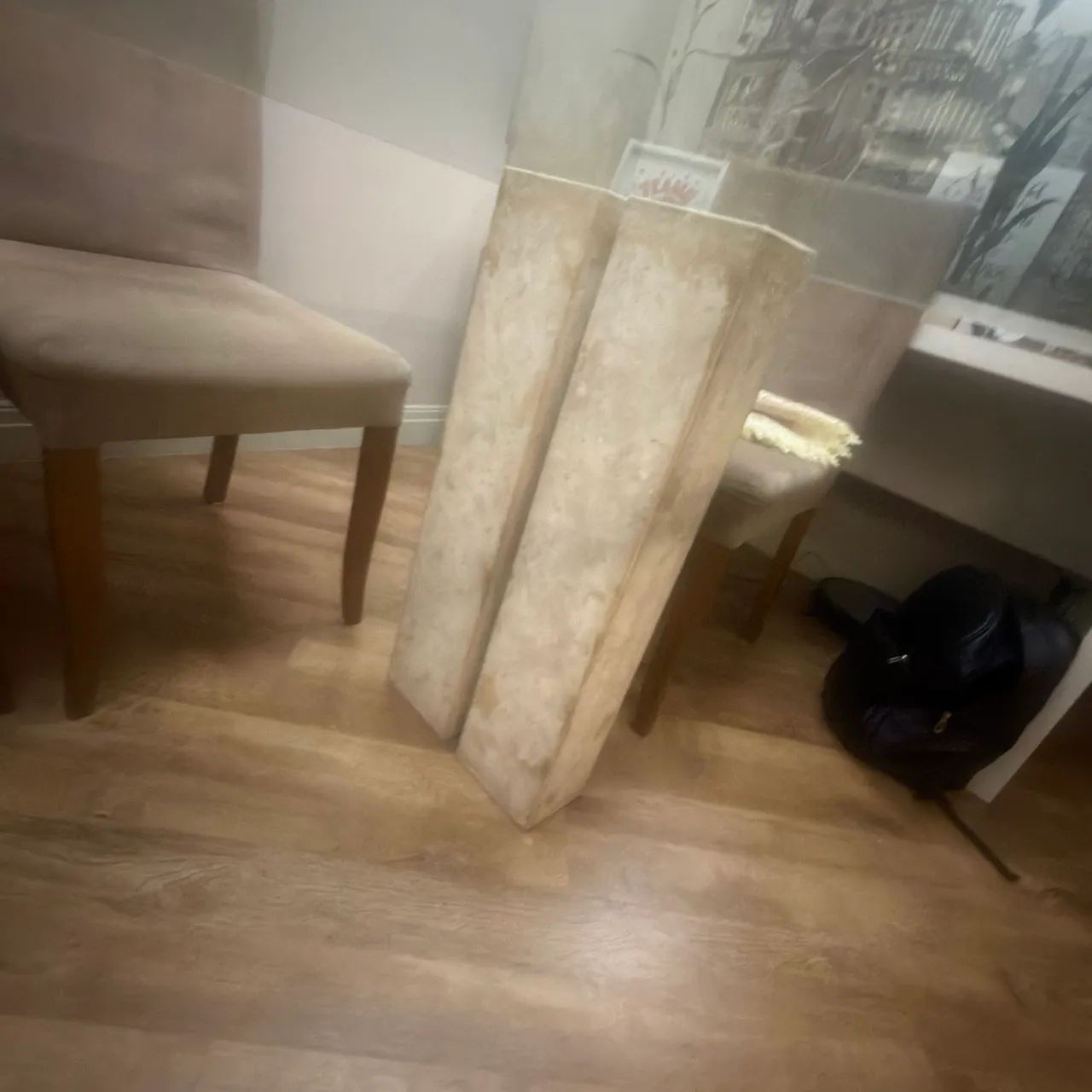 Mesa tampo de vidro apoio em marmore - Foto 4