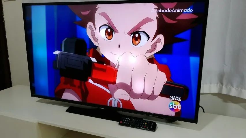 TV Samsung 40 polegadas Full HD com controle remoto