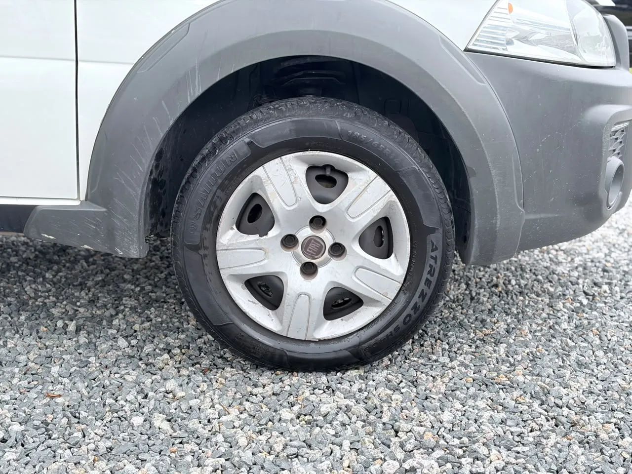 Fiat Strada Working 1.4 MPI Fire Flex 8V CS 2014 - Foto 4