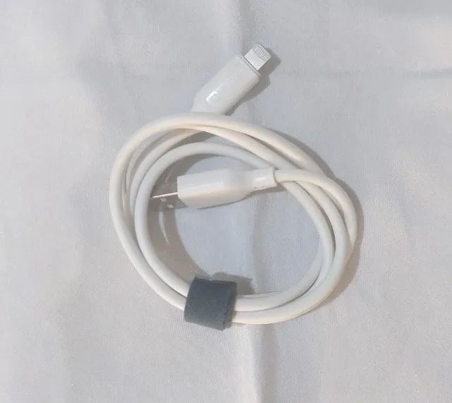 Apple Iphone XR  Branco - Foto 4
