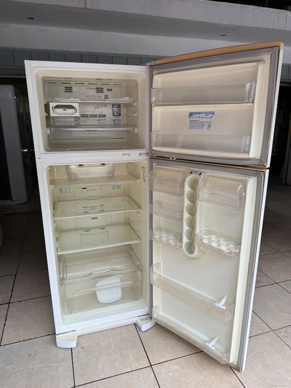 Geladeira Electrolux frost free gelando perfeitamente  - Foto 2