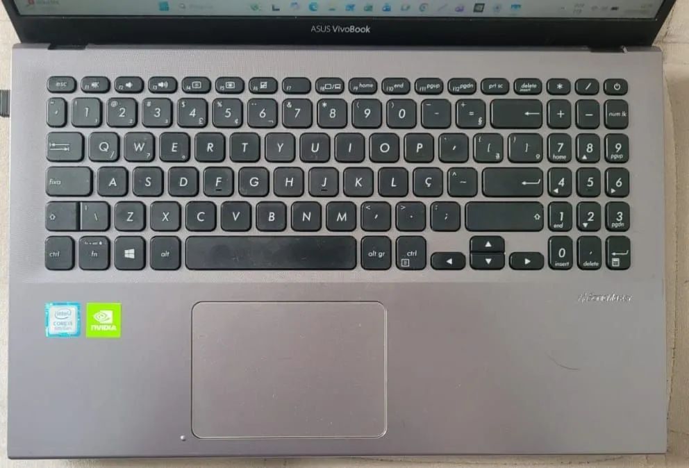 Asus Vivobook 15 - Foto 3
