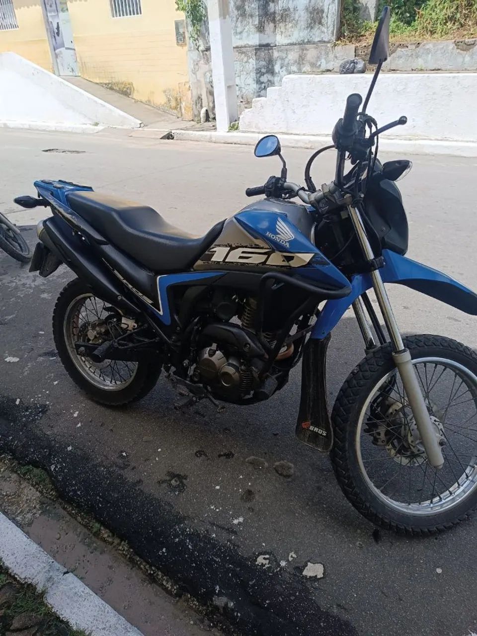 Dispensamos curiosos - Foto 3