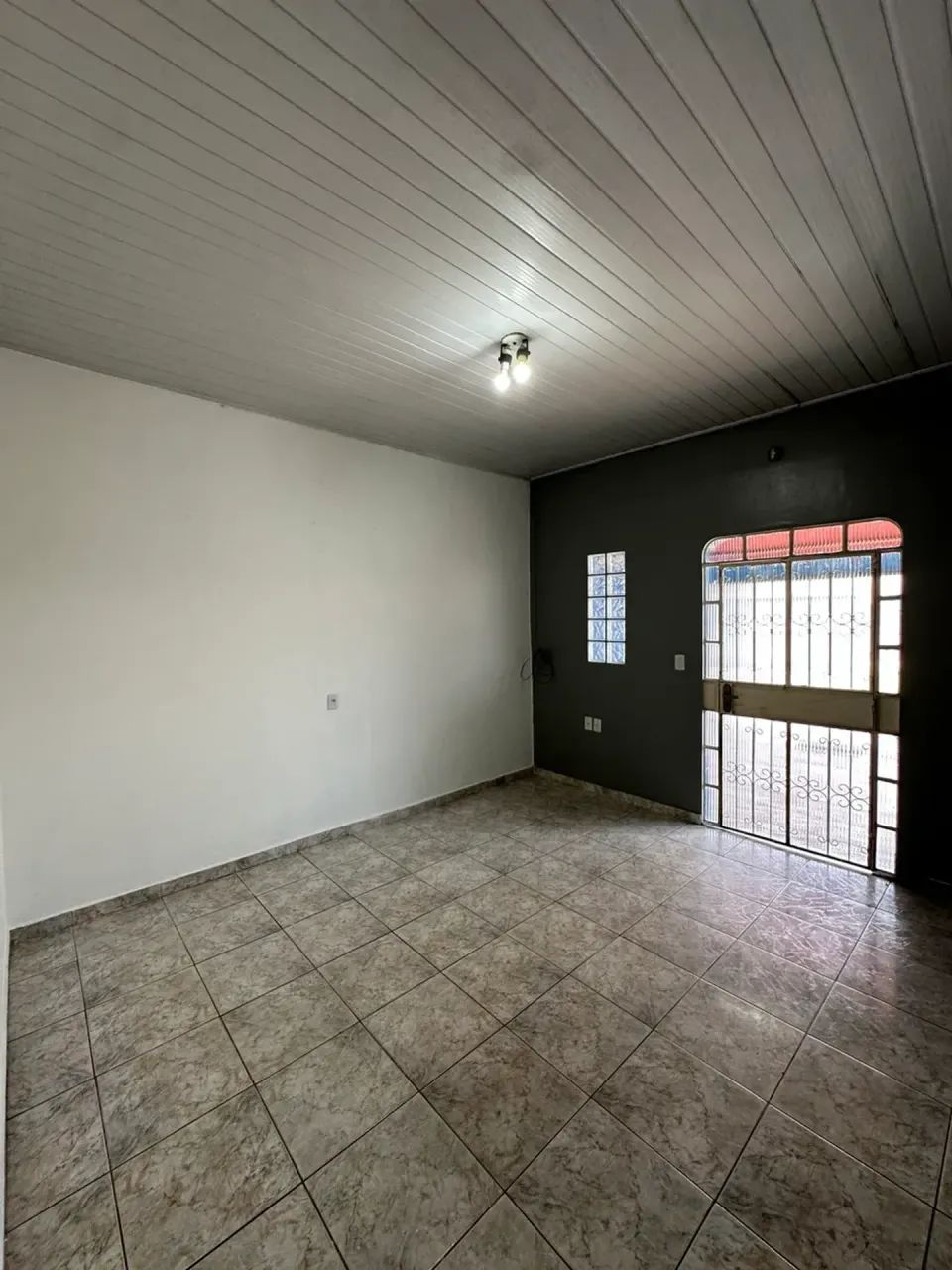 CASA TERREA - 2 QUARTOS - PISCINA - Foto 4