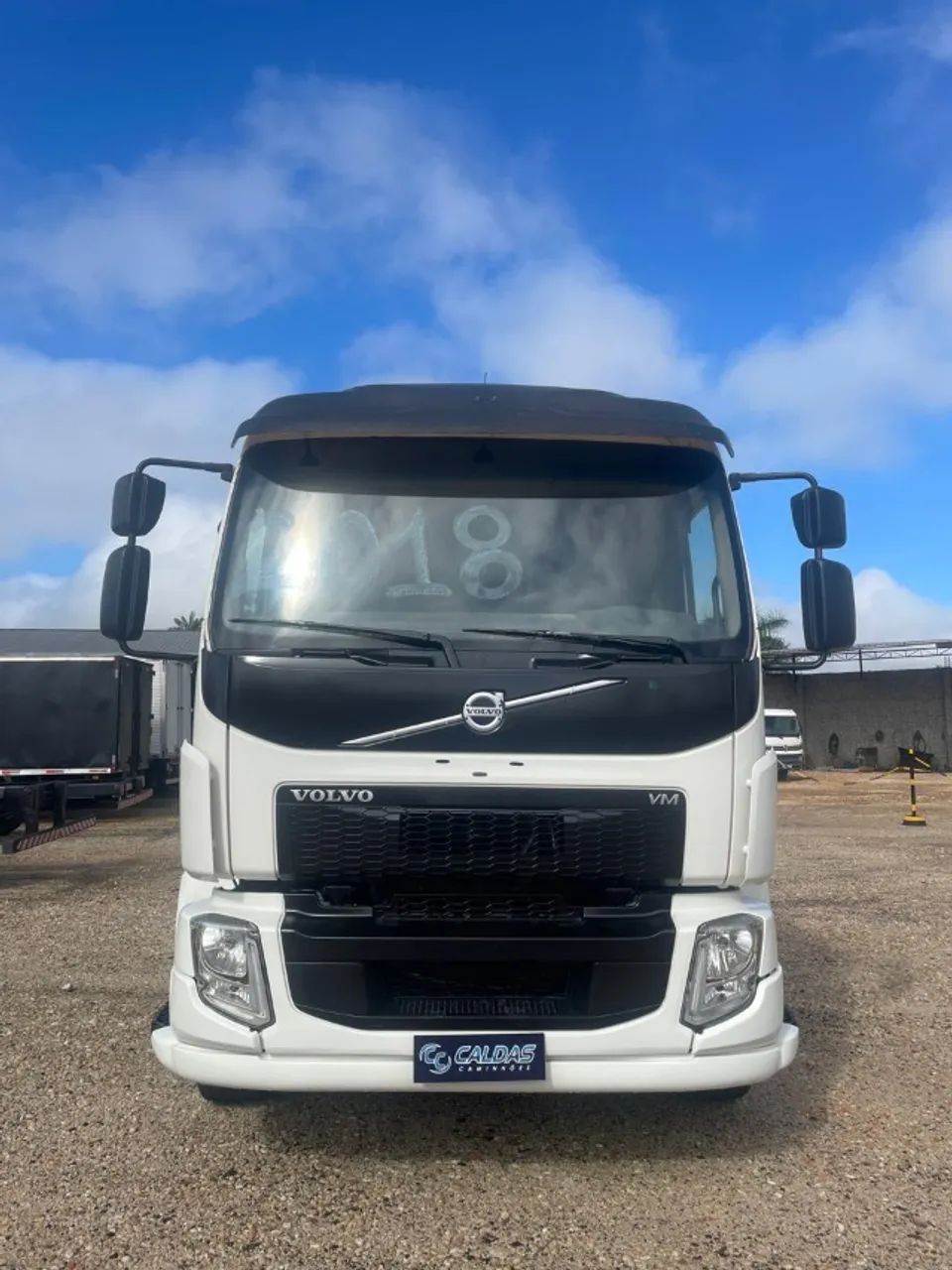 volvo vm 330 i-shift  ano 2018  - Foto 3