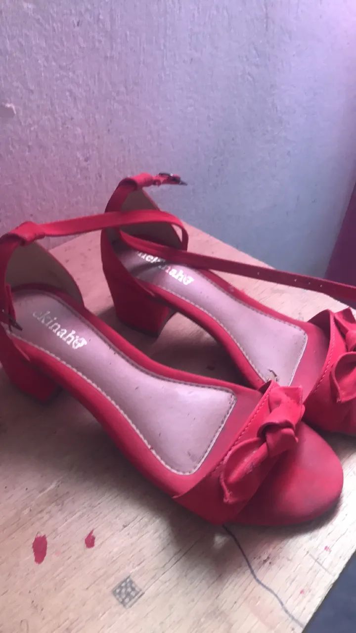 Salto baixo vermelho  - Foto 2