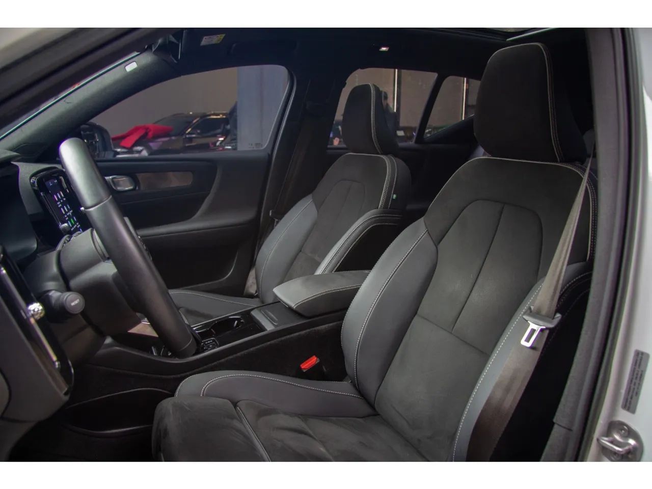 Volvo XC 40 XC40 XC 40 Recharge Pure Eletric (elétrico), foto 6 de 16