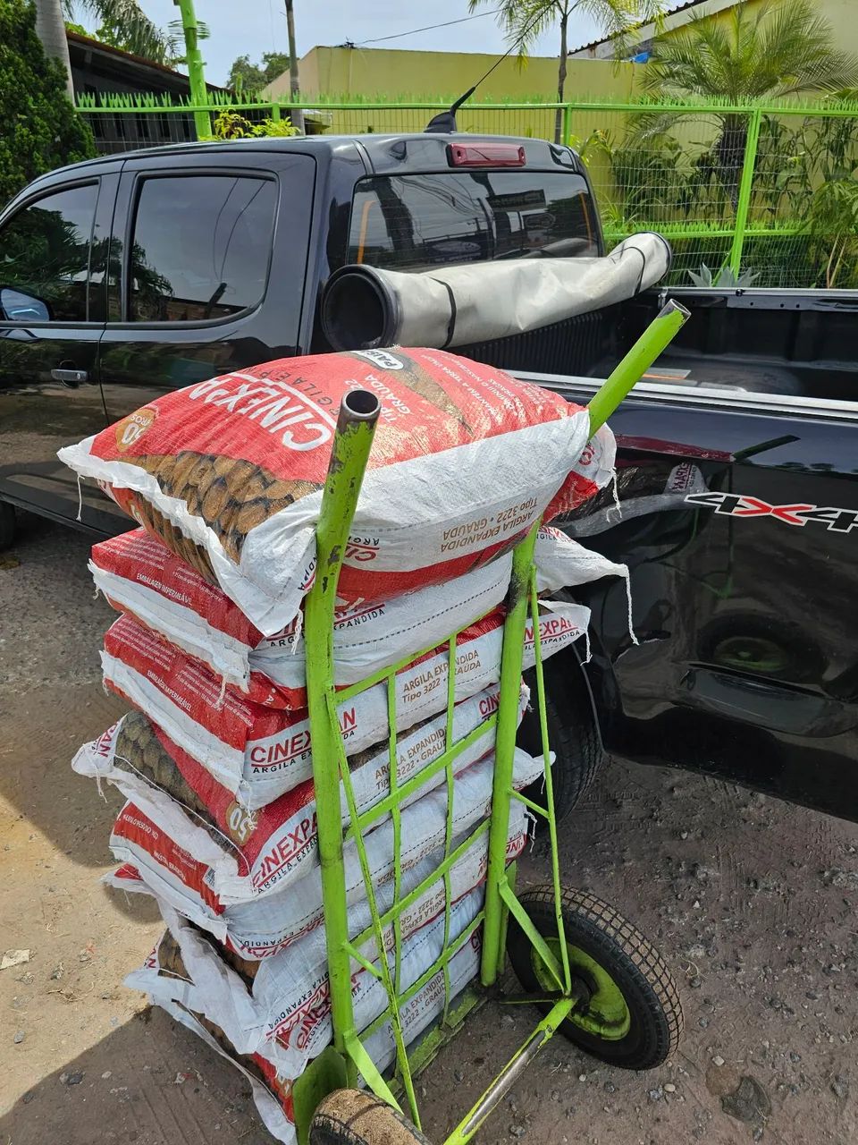 Argila expandida, promoção frete grátis. (50L) p jardim e construção civil  - Foto 5