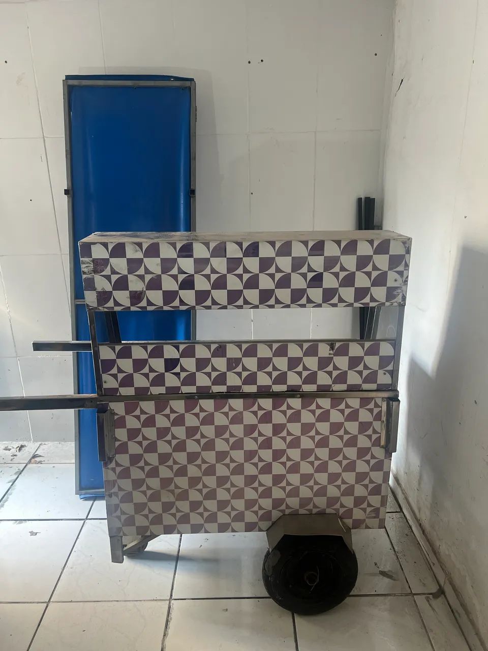 Carrinho de bolo 