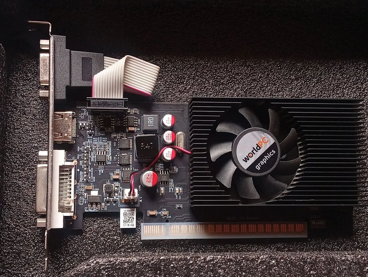 NVIDIA GeForce GT 730 4GB DDR3 128-bit - Excelente Estado - Foto 3