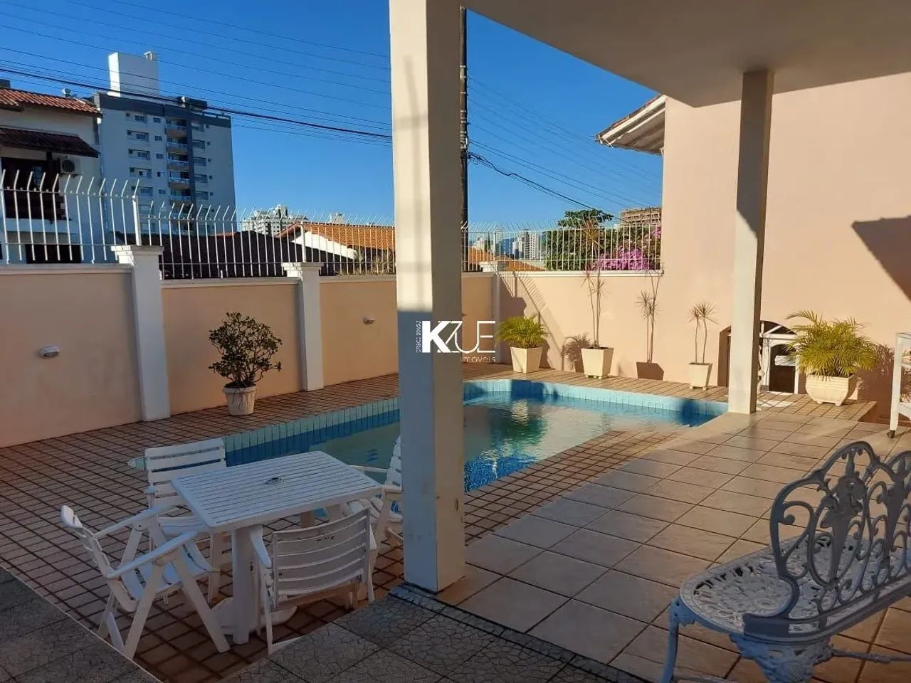 Casa à venda no Estreito!