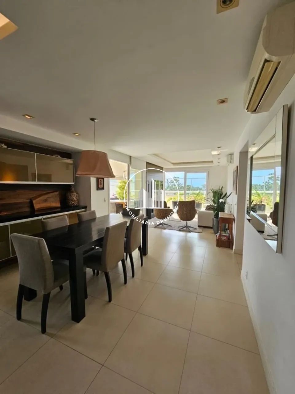 Apartamento 3 Quartos com 3 Suítes e 227m² - Itacorubi - CEN - Foto 2