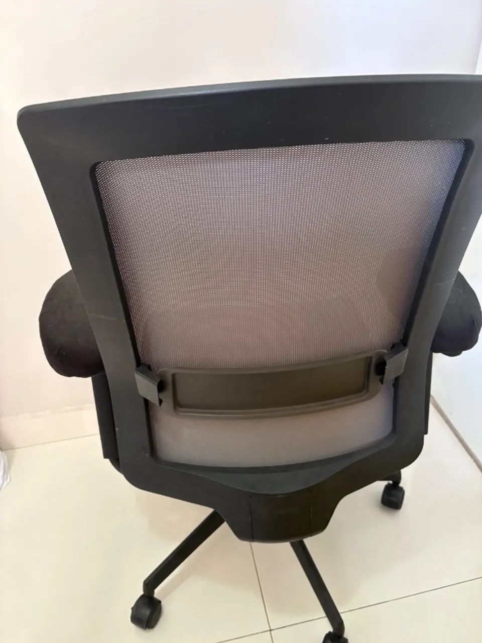 Venda - cadeira ergonômica Flexform - com apoio lombar - Foto 3