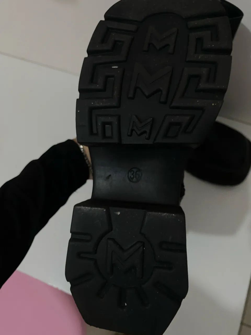 BOTA PRETA - USADA  - Foto 4