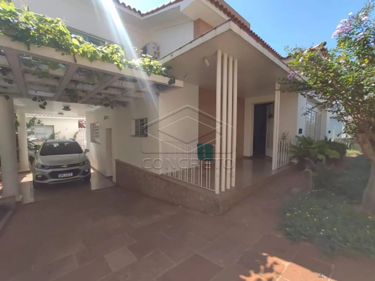 Comercial Casa em Jaú