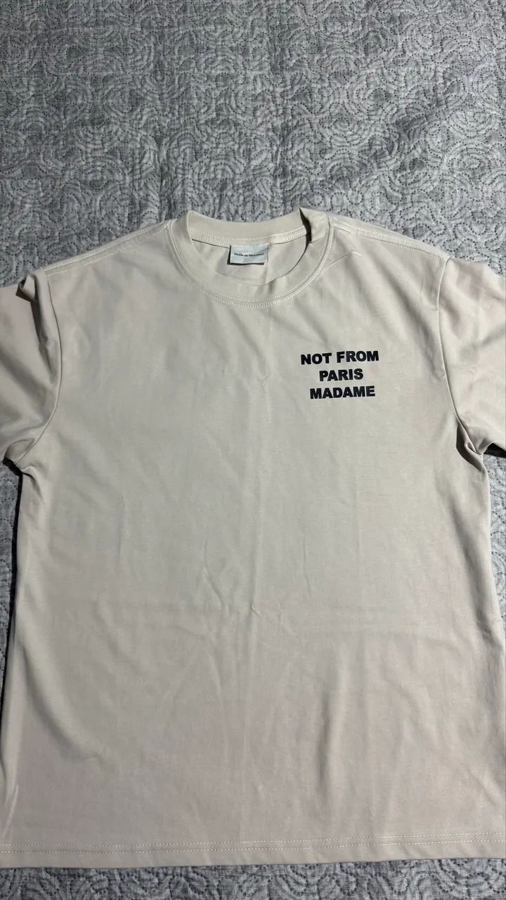 camiseta not from paris madame