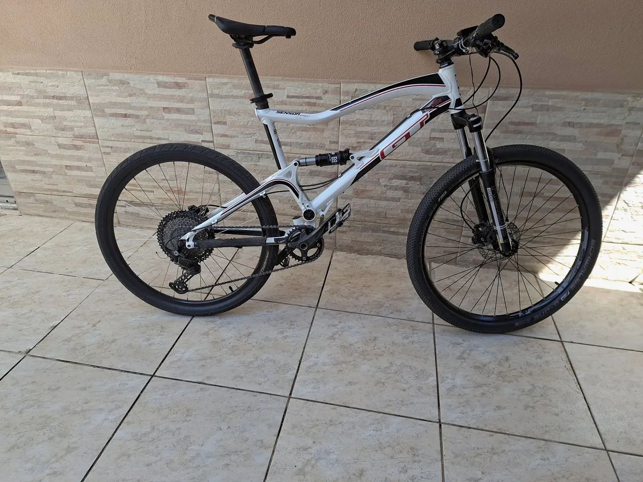 Bike gt sensor 4.0 2013 full tamanho 19 aros 27.5 