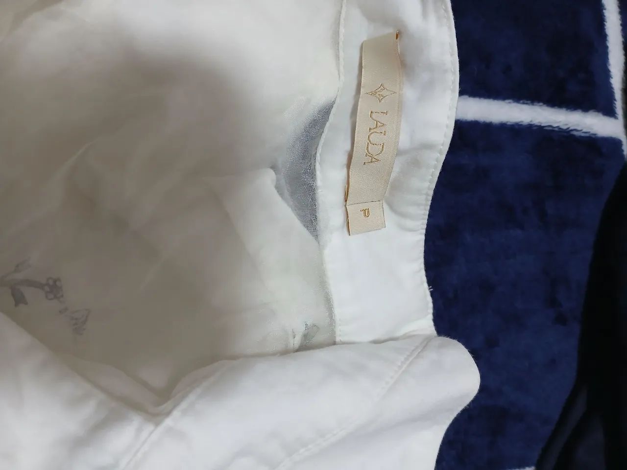 Conjunto saia e blusa - Foto 4