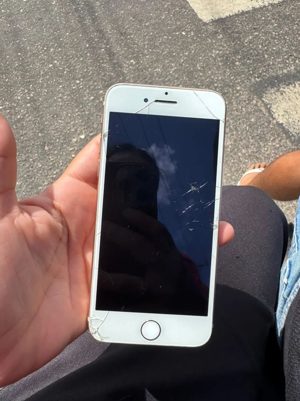 VENDO IPHONE 8 - Foto 2