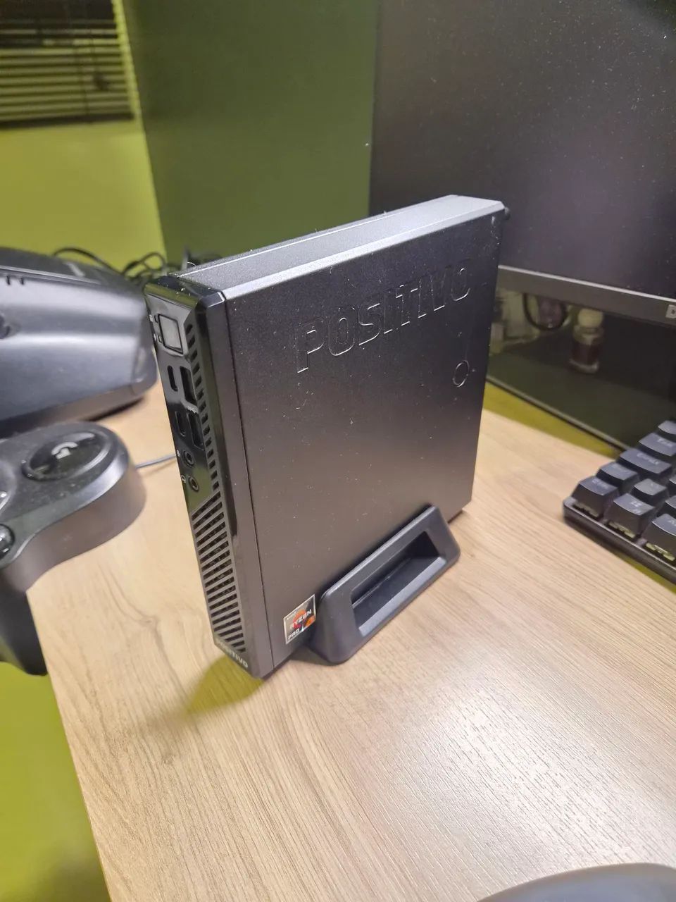 Mini PC Positivo Ryzen 5 PRO