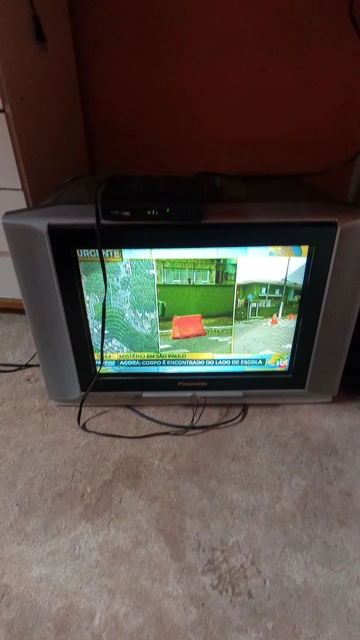 Tv de tubo,com conversor e antena, controle  - Foto 2
