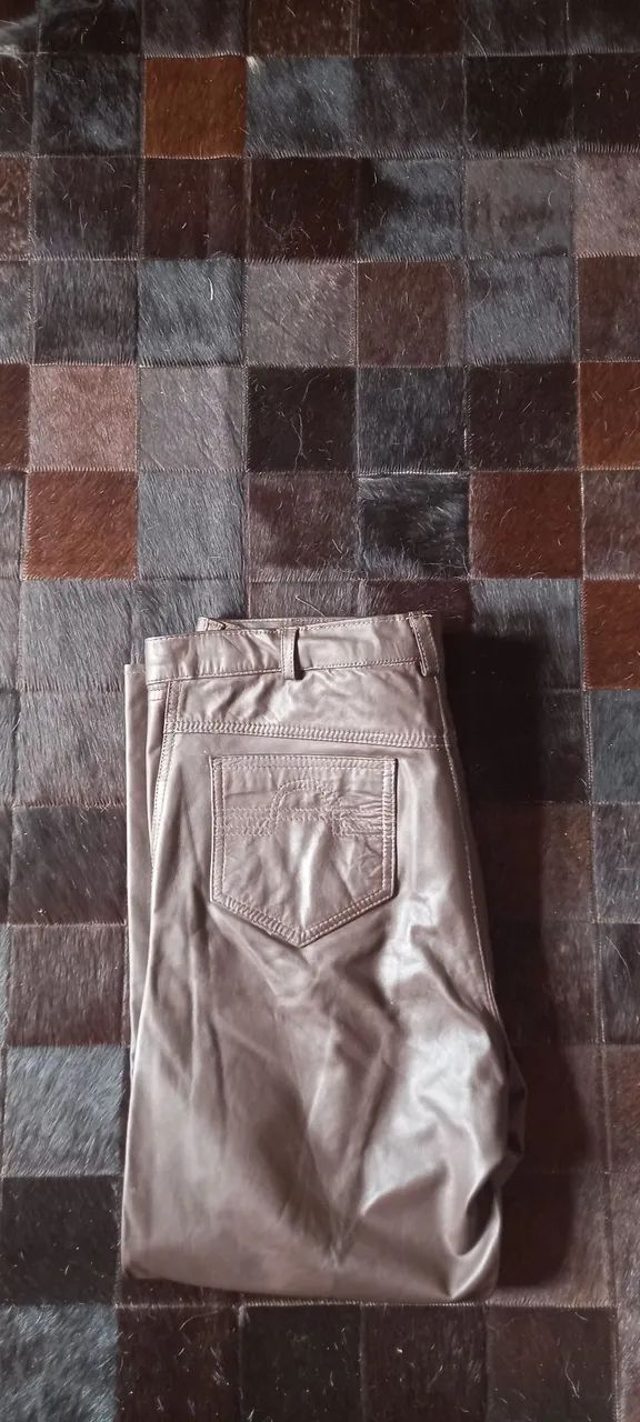 Calça em couro legítmo marrom G/GG - Foto 5
