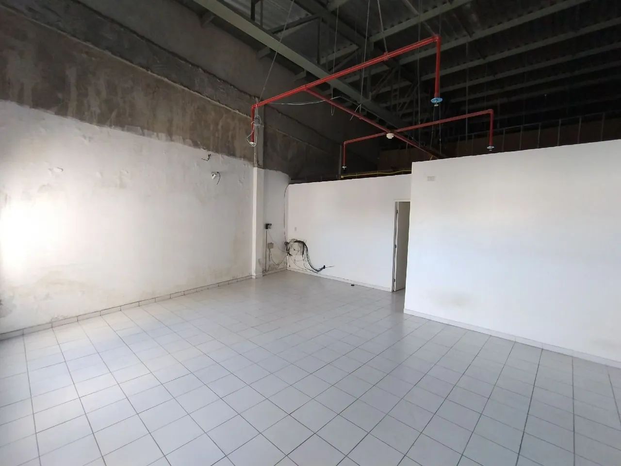 Alugo Sala comercial de 135 m² no Empresarial Norcon - Foto 2