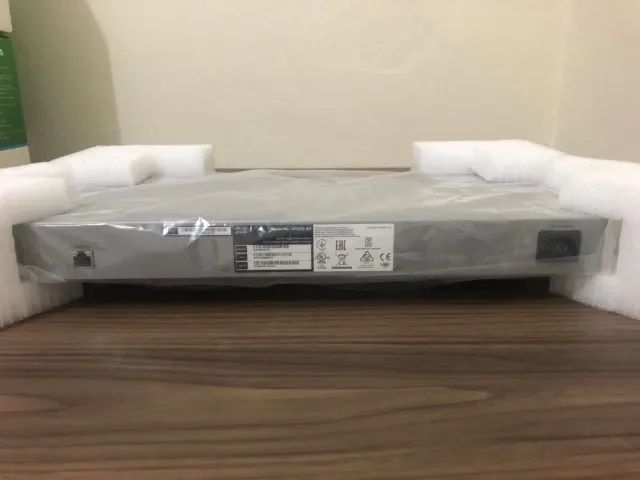 50-Port Switch419359375104430085