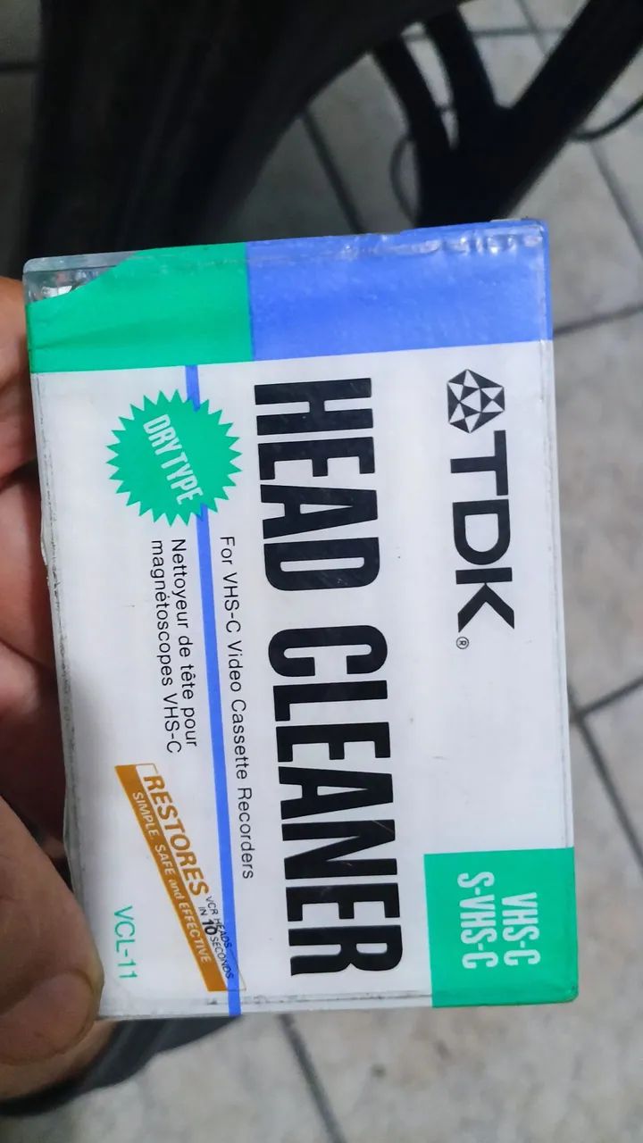 mini VHS e fita limpadora de cabeça - Foto 2