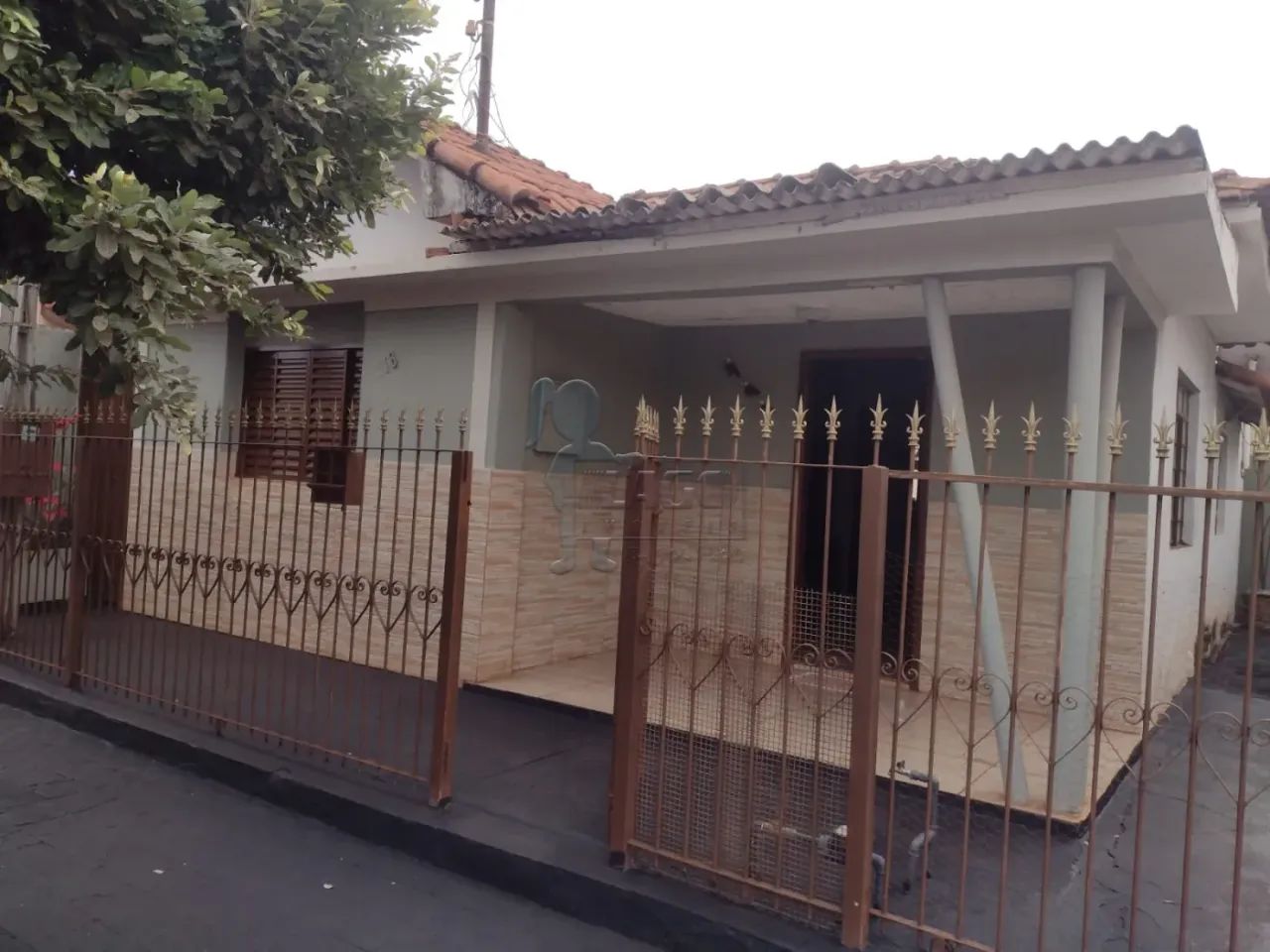 Casa térrea de 124m² com 02 quartos para venda - Miguelópolis