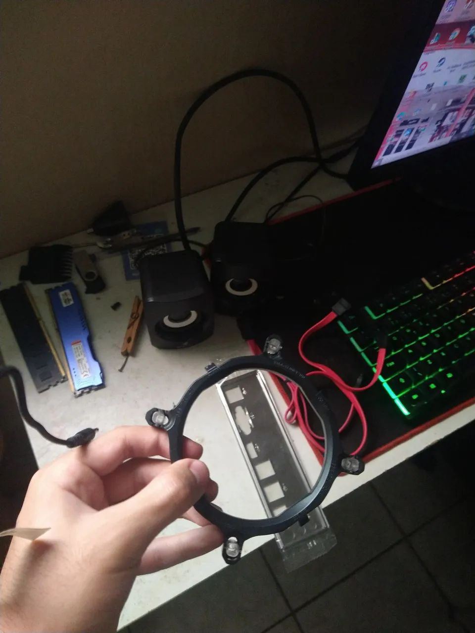 Kit com espelho, suporte do processador, e satas - Foto 2