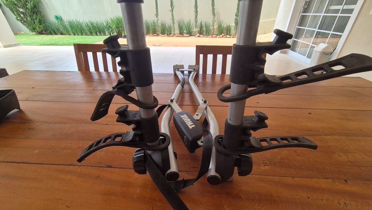 Suporte Thule para duas bikes com régua 