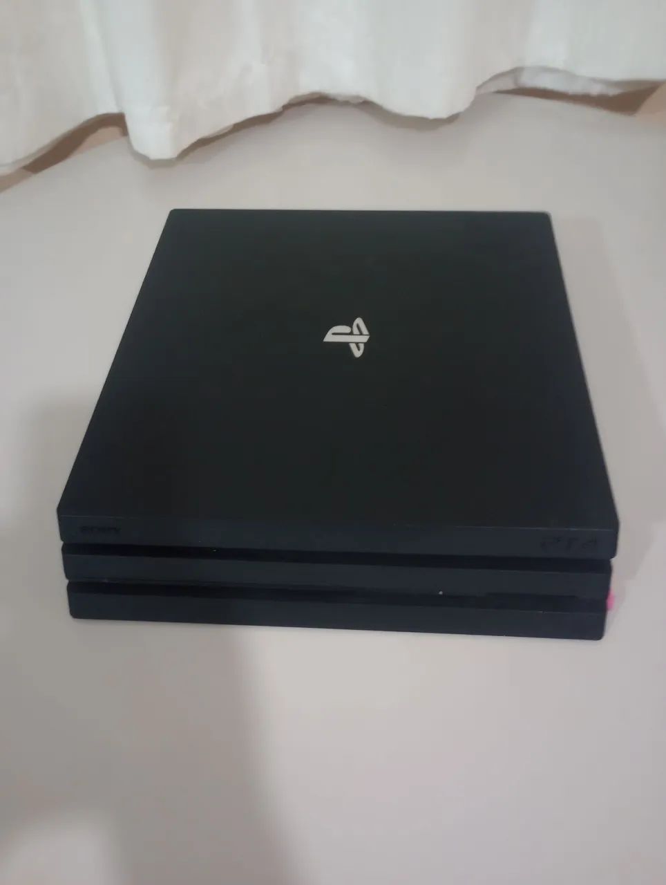 Ps4 pró 1tera completo  - Foto 3