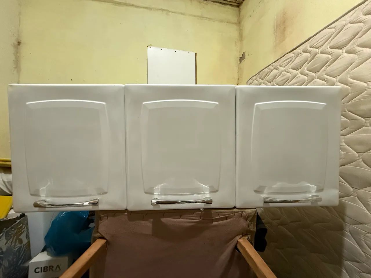 Armário pintado $150 já é o menor valor!