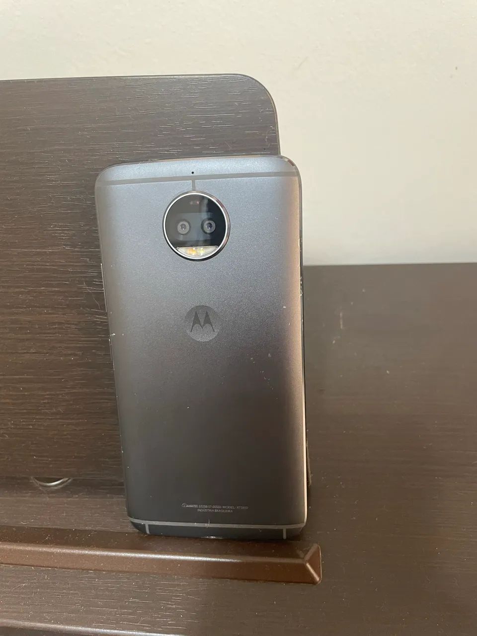 MOTO G5s PLUS EM PERFEITO ESTADO DE CONSERVAÇÃO  - Foto 5