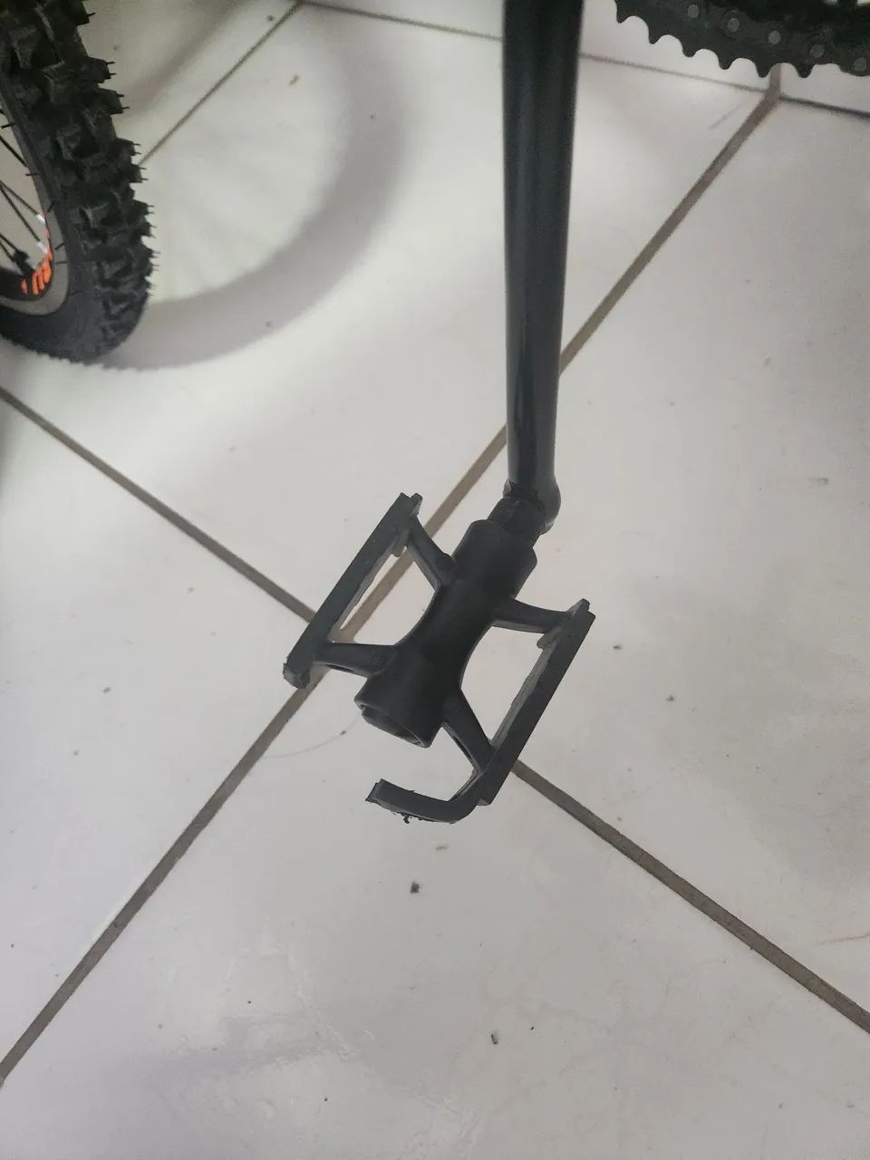 Bicicleta semi nova aro 26 - Foto 3