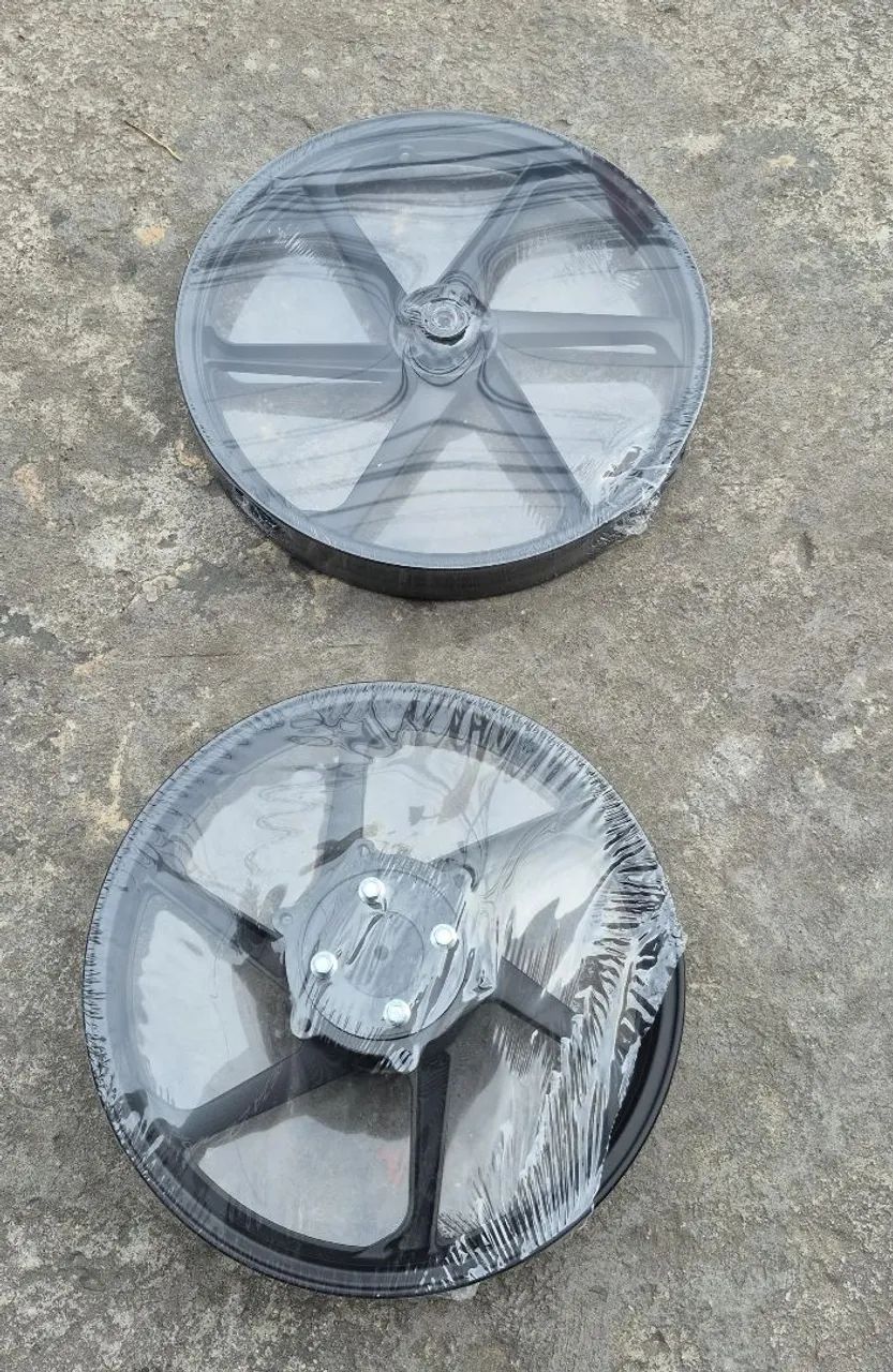 Vendo jogo de rodas de Bros 160 freio a disco 