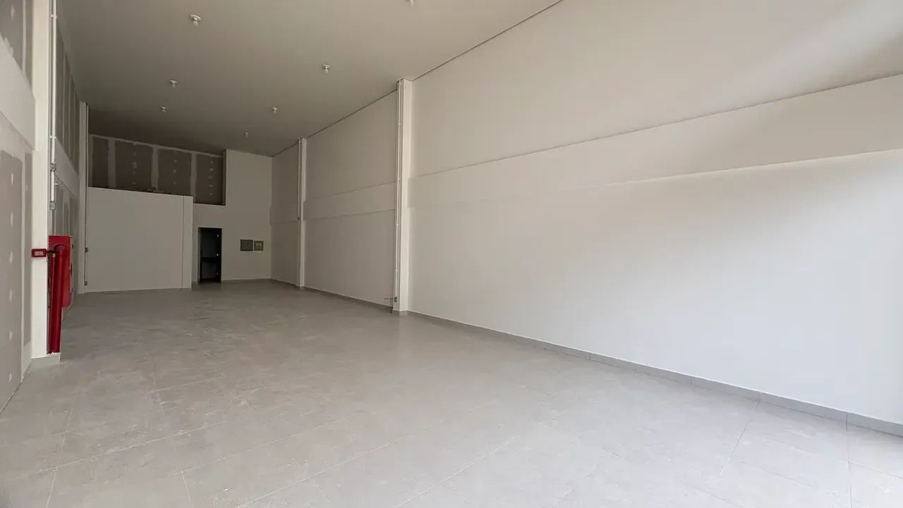 Sala Comercial 113,36 m² com Banheiro  Centro - Foto 2