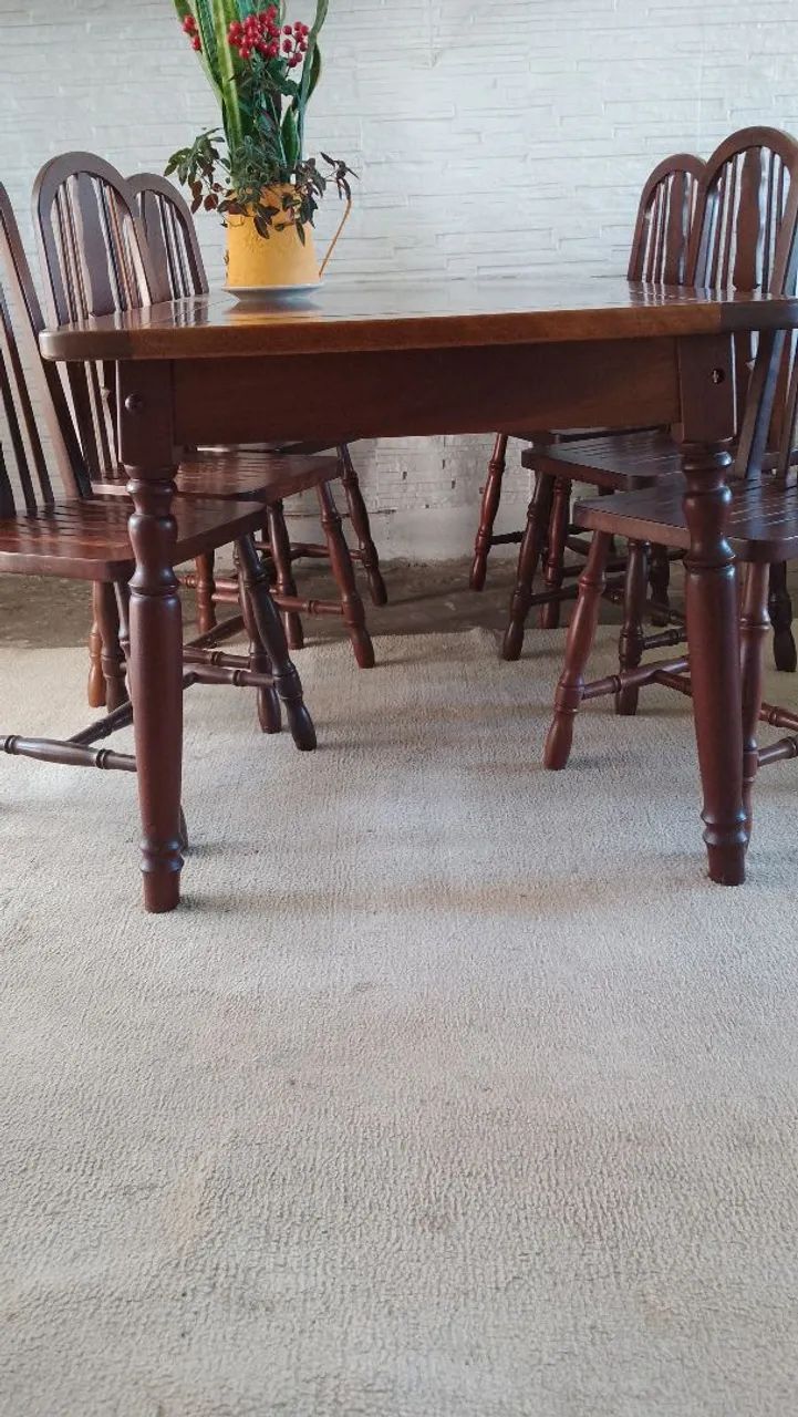 Vendo Antiguidade Mesa com cadeiras , Madeira. - Foto 4